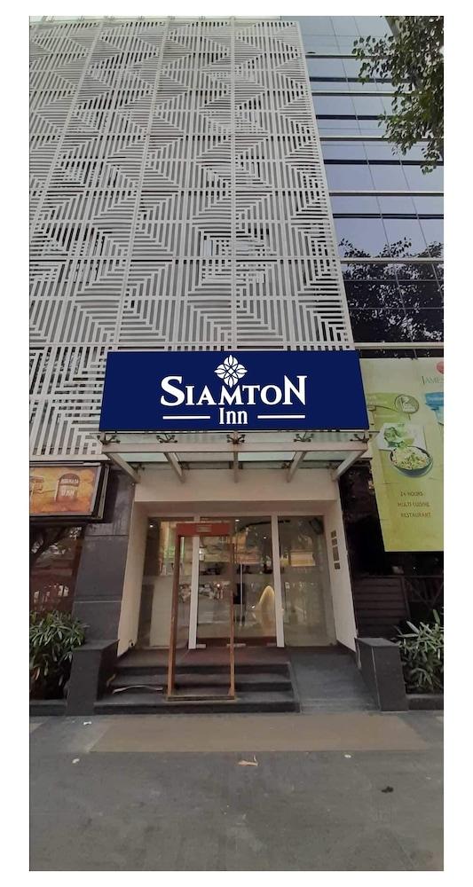Siamton Inn- A Cygnett Collection Calcutta Exteriör bild